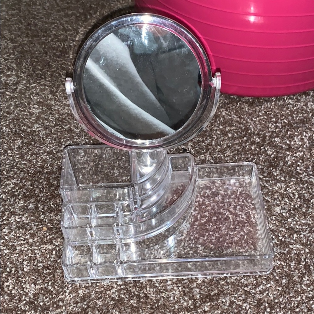 Makeup mirror